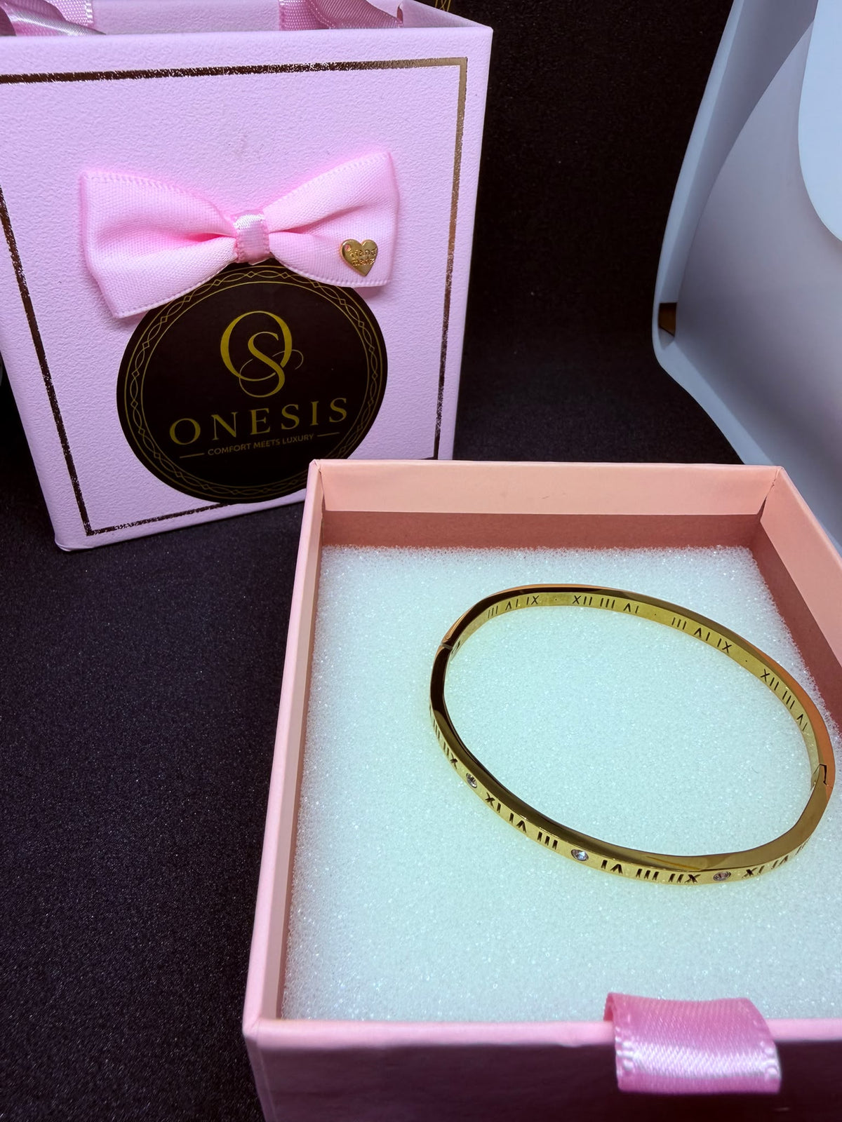 ✨ Brățară „Timeless” – Oțel Placat cu Aur 18K (5 Straturi)